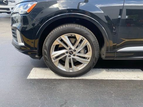 Used 2021 Audi Q7 2.0T Premium w/ Convenience Package image 12