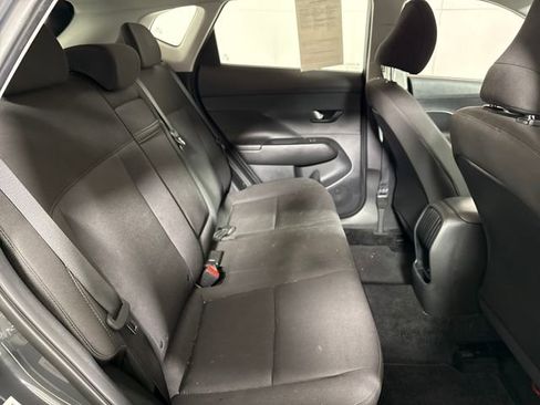 Used 2025 Hyundai Kona SE image 15