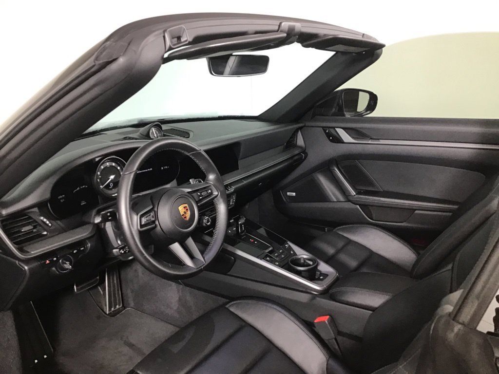Certified 2020 Porsche 911 Carrera 4S AWD/4WD image 13