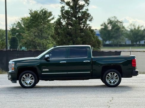 Used 2015 Chevrolet Silverado 1500 High Country w/ High Country Premium Package AWD/4WD image 8