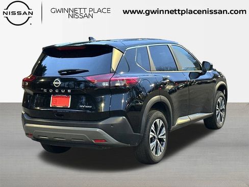 Used 2023 Nissan Rogue SV image 5