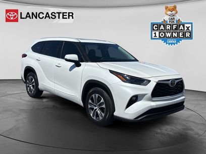 Used 2023 Toyota Highlander XLE