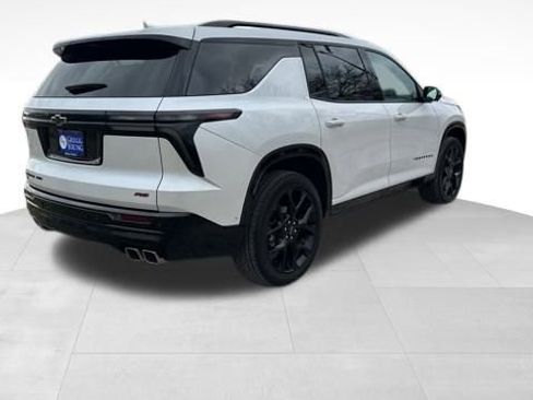 Used 2024 Chevrolet Traverse RS w/ LPO, Floor Liner Package image 8