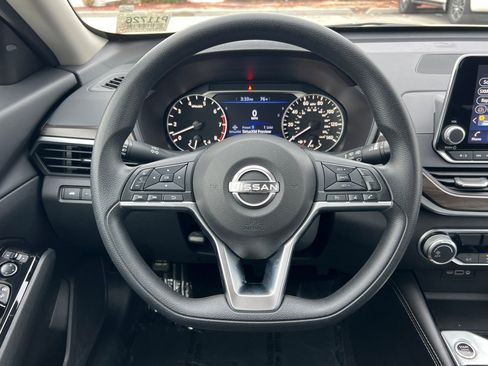 Certified 2023 Nissan Altima 2.5 SV image 24