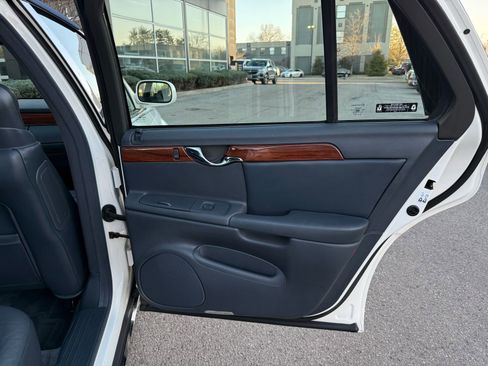 Used 2002 Cadillac De Ville image 26