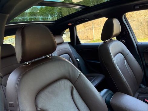 Used 2017 Audi Q5 2.0T Premium image 32