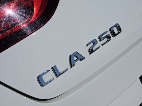 Certified 2023 Mercedes-Benz CLA 250 4MATIC image 13