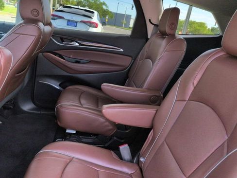 Used 2018 Buick Enclave Avenir w/ Trailering Package FWD image 14
