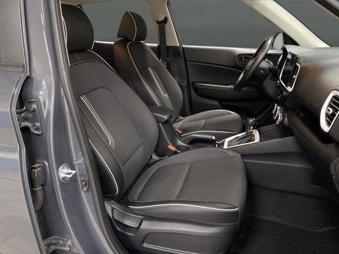 Used 2023 Hyundai Venue Limited w/ Cargo Package image 28