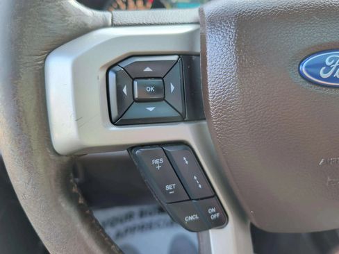 Used 2018 Ford F150 King Ranch w/ Equipment Group 601A Luxury AWD/4WD image 25