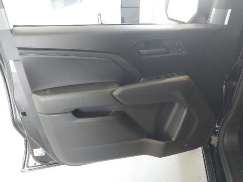 New 2026 Chevrolet Colorado W/T w/ WT Custom Package AWD/4WD image 25