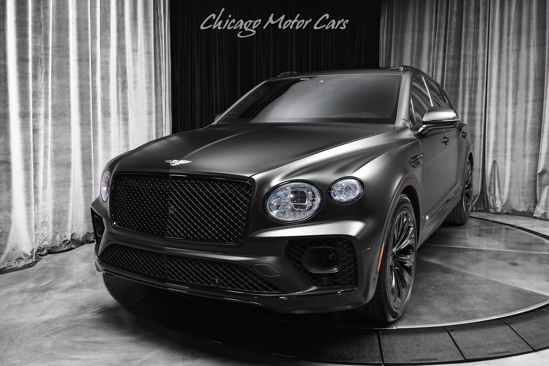 Used 2021 Bentley Bentayga AWD/4WD image 2