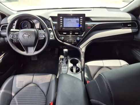 Used 2024 Toyota Camry SE FWD image 23