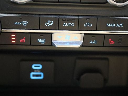 Used 2023 Ford F150 XLT w/ Equipment Group 302A High image 25