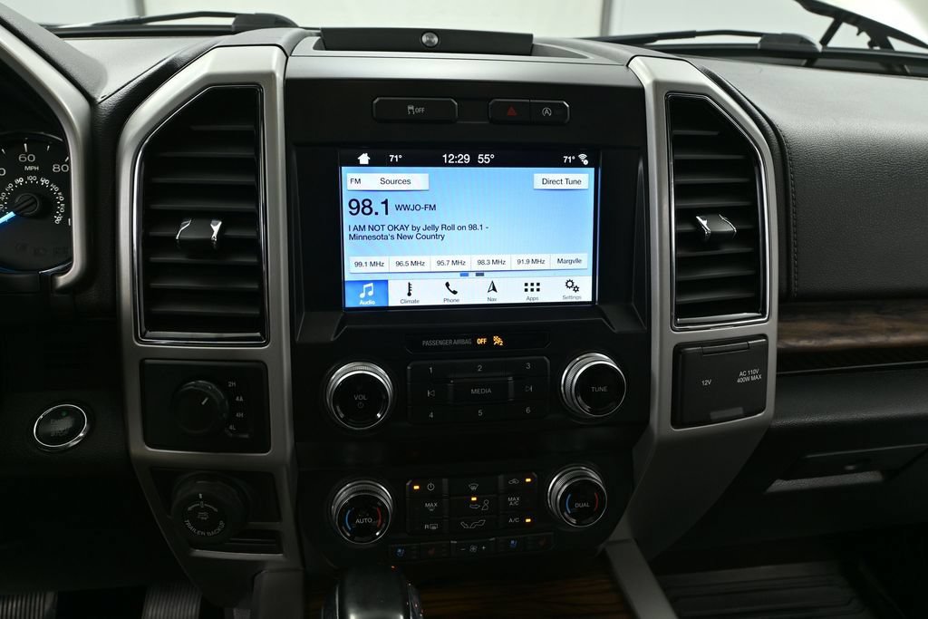 Used 2019 Ford F150 Lariat w/ Equipment Group 502A Luxury AWD/4WD image 25