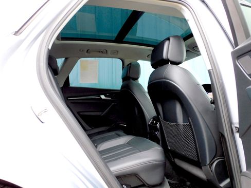 Used 2018 Audi Q5 2.0T Premium Plus w/ Premium Plus Package image 18