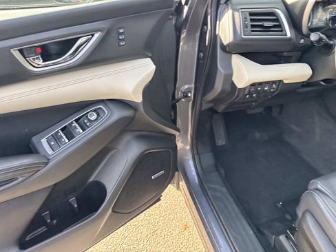 Used 2022 Subaru Ascent Limited w/ Technology Package image 15