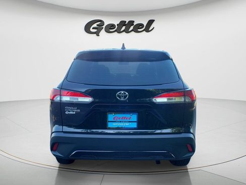 Certified 2024 Toyota Corolla Cross L FWD image 6