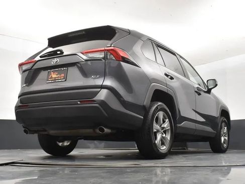 Used 2025 Toyota RAV4 XLE image 13