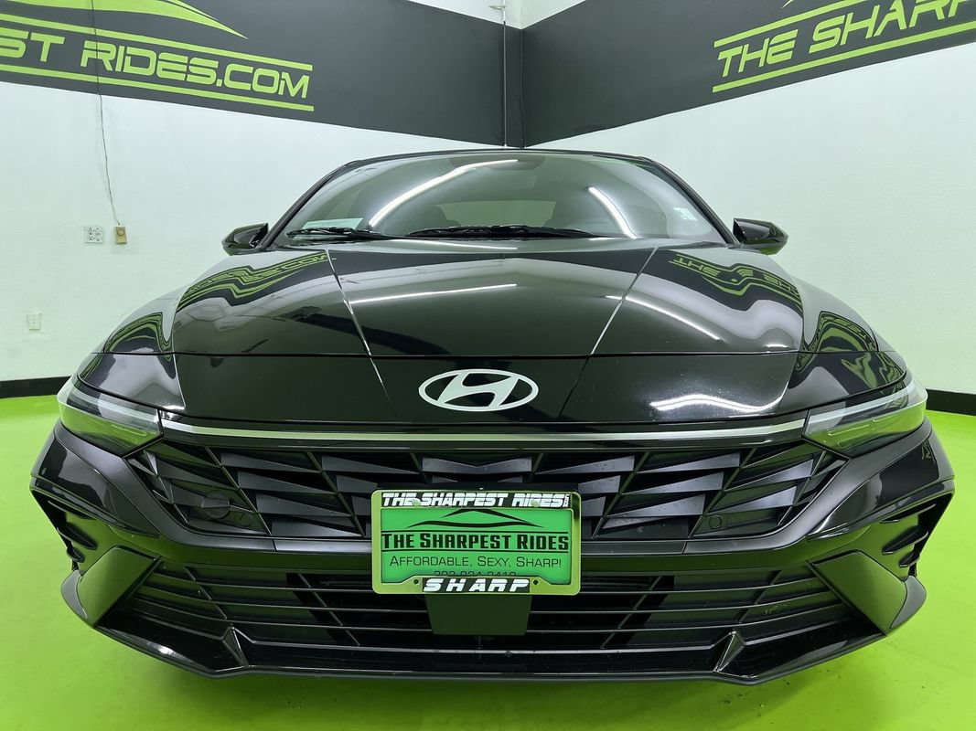 Used 2026 Hyundai Elantra SEL Sport Premium FWD image 3