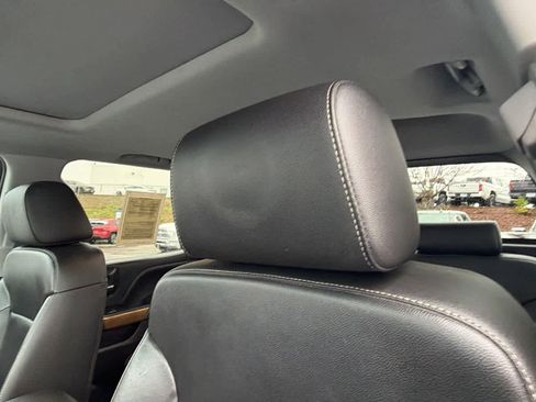 Used 2018 Chevrolet Silverado 1500 LTZ image 11