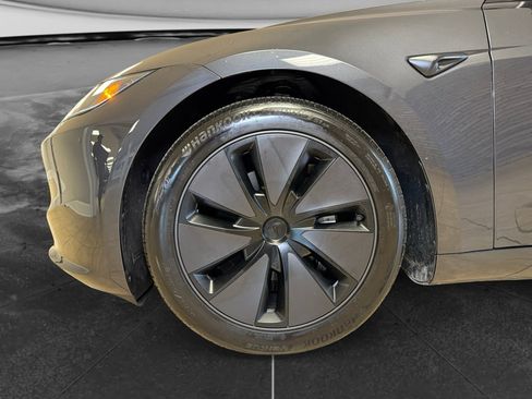 Used 2024 Tesla Model 3 Long Range AWD/4WD image 30