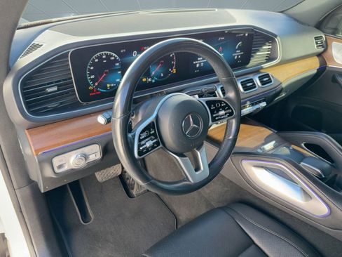 Used 2021 Mercedes-Benz GLE 350 GLE 350 w/ Premium Package image 3