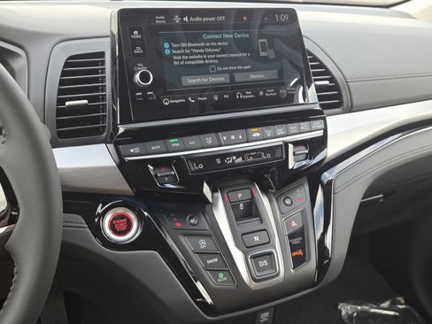 New 2026 Honda Odyssey Touring image 30