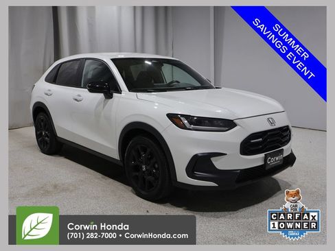 Used 2023 Honda HR-V Sport image 1