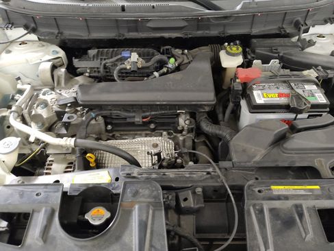 Used 2017 Nissan Rogue S FWD image 30