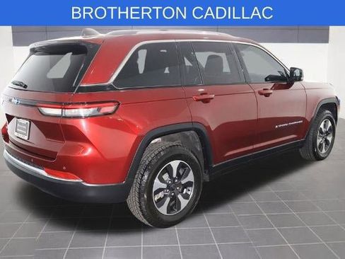 Used 2023 Jeep Grand Cherokee 4WD 4xe image 7