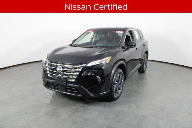Certified 2026 Nissan Rogue SV FWD image 2