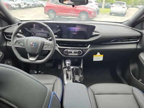 New 2026 Buick Envista Sport Touring w/ Convenience I Package FWD image 6