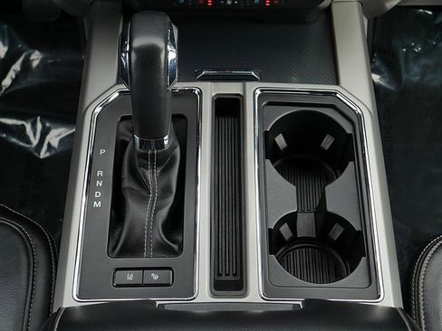 Used 2020 Ford F150 Lariat w/ Equipment Group 502A Luxury image 23