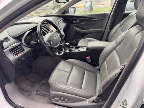 Used 2018 Chevrolet Impala LT image 10