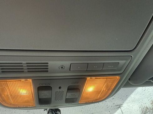 Used 2017 Honda Pilot EX-L image 25