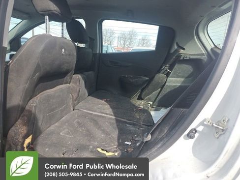 Used 2018 Chevrolet Spark LT image 7