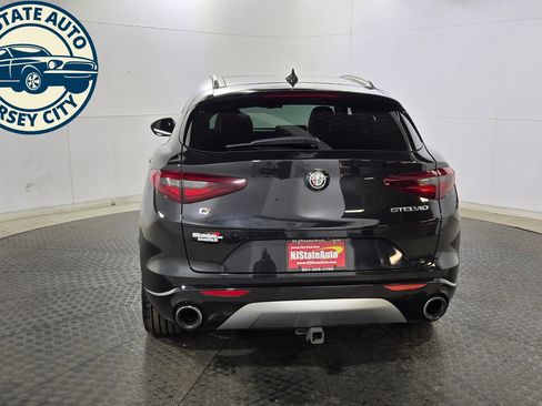 Used 2020 Alfa Romeo Stelvio Ti AWD/4WD image 6