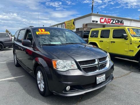 Used 2019 Dodge Grand Caravan SXT FWD image 8