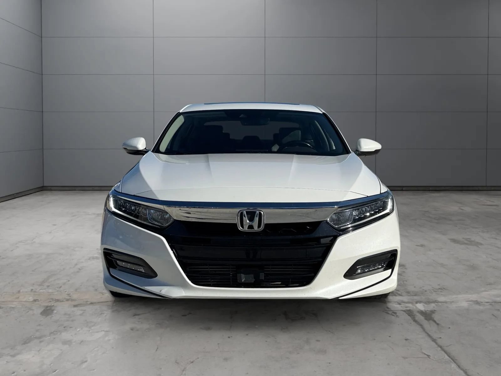 Used 2020 Honda Accord EX-L image 2