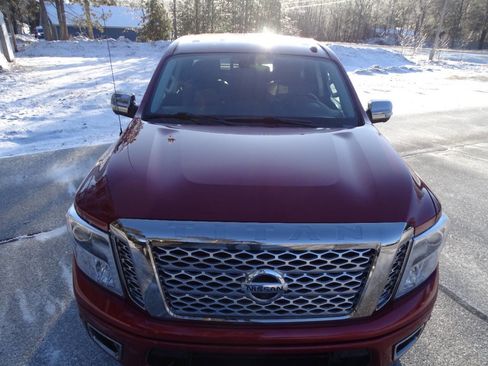 Used 2017 Nissan Titan Platinum Reserve image 5