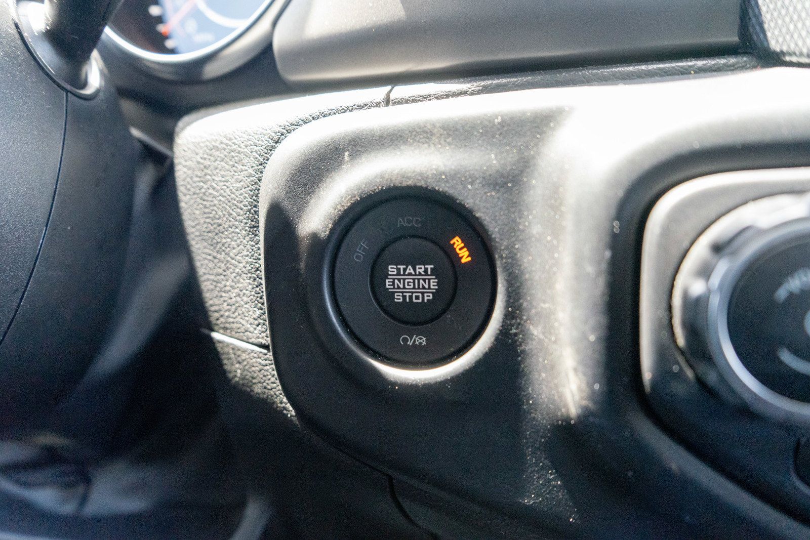 Used 2022 Jeep Wrangler Sport AWD/4WD image 21