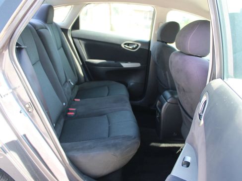 Used 2013 Nissan Sentra SR FWD image 25