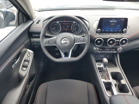 New 2025 Nissan Sentra SR w/ Midnight Edition image 13