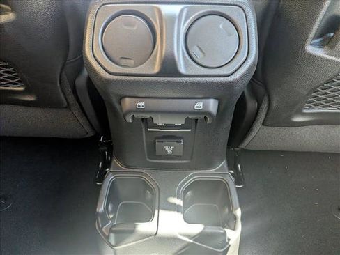 New 2026 Jeep Gladiator Sport image 17