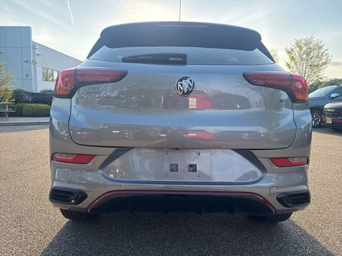 Used 2023 Buick Encore GX Select w/ Sport Touring Package FWD image 8