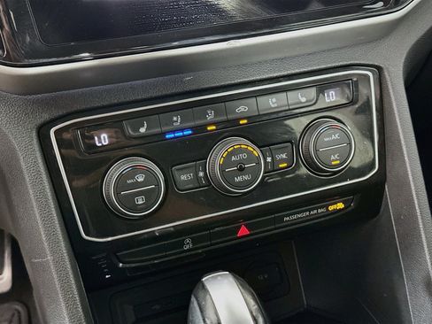 Used 2023 Volkswagen Atlas SEL Premium AWD/4WD image 24