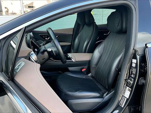 Used 2023 Mercedes-Benz EQS 450+ Sedan image 8