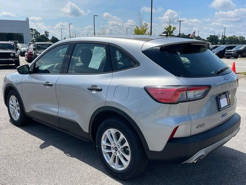 Used 2022 Ford Escape S FWD image 8