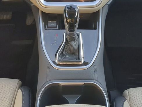 Used 2022 Subaru Outback Limited image 18